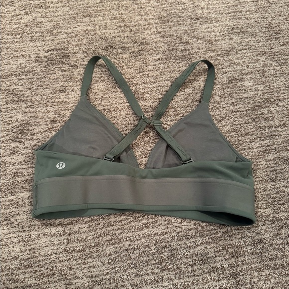 lululemon athletica Olive Bra (missing cup liner inserts) - Picture 3 of 3